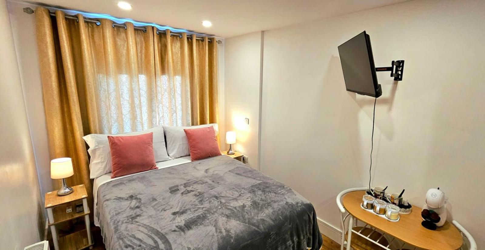 Claire Double Room Londra Exterior foto