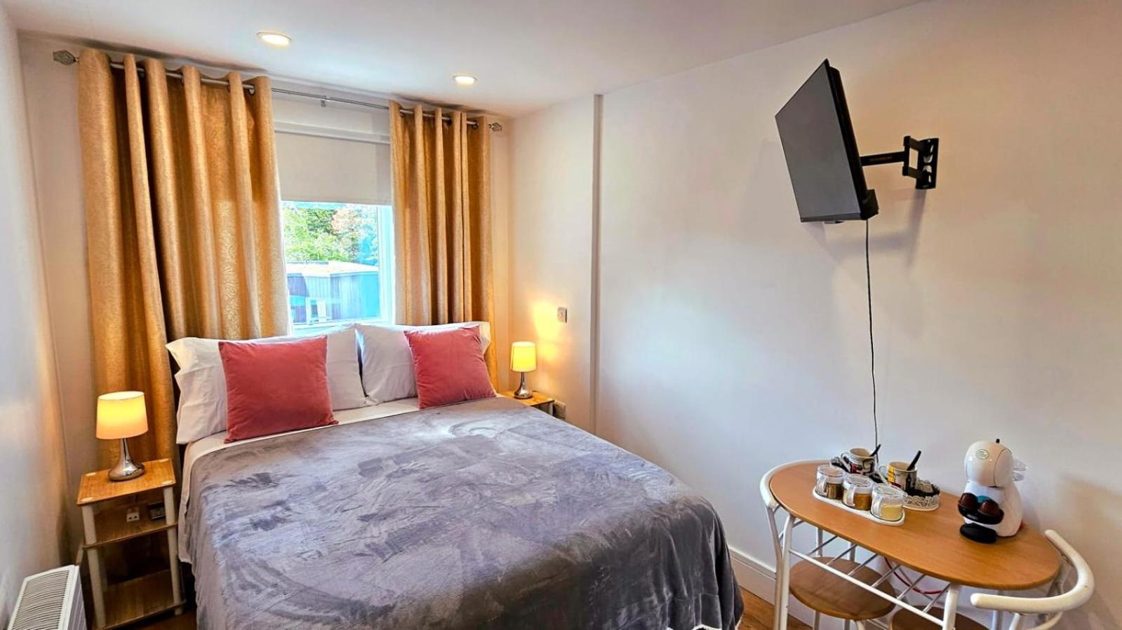 Claire Double Room Londra Exterior foto